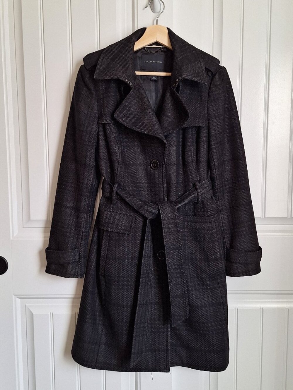 Banana Republic Wool Blend Charcoal Plaid Trench Coat Fall Winter Coat SZ M